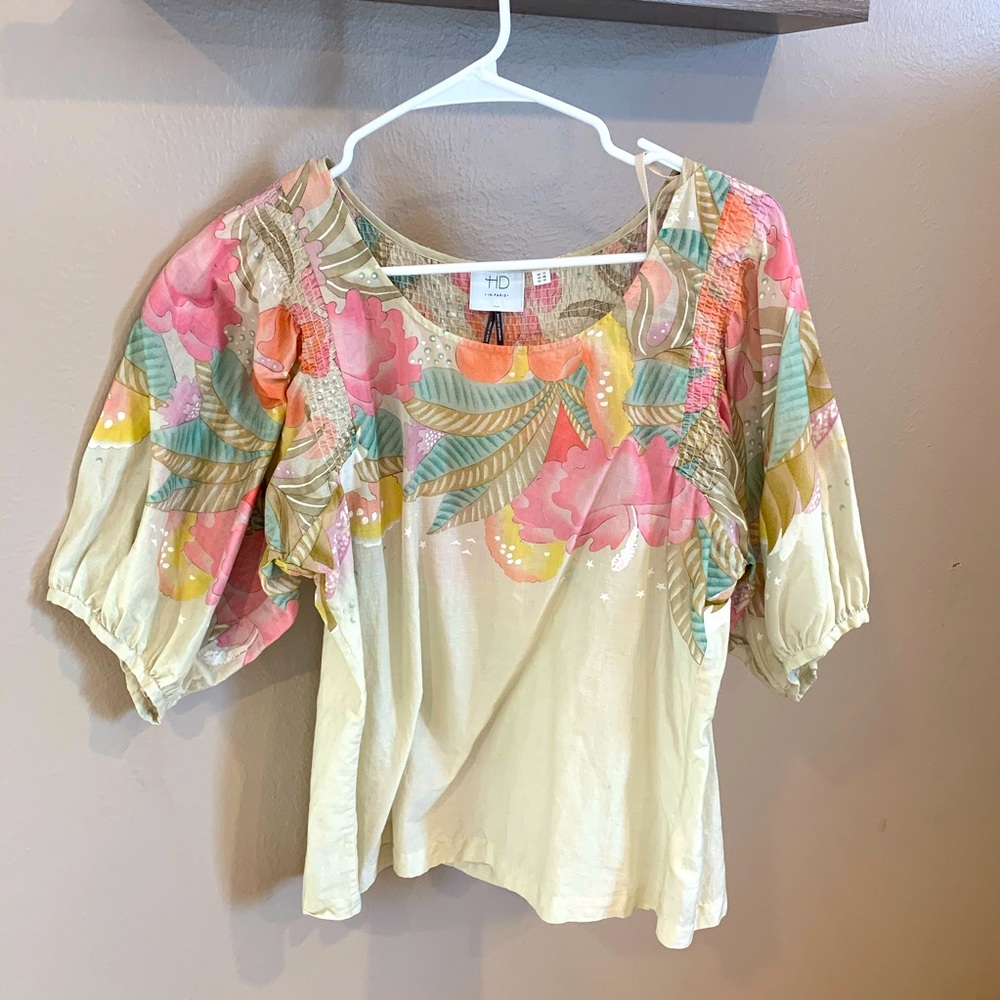 🥰 $10 - Anthropologie HD in Paris Puff Sleeve